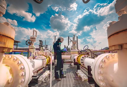 Válvulas para oil & gas: qué tipo de piezas utilizar para este segmento productivo